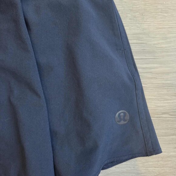 lululemon Narrow Waistband Tennis Skirt Navy Sz 10 - Picture 3 of 6